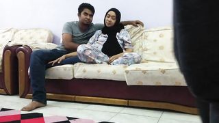 Married Couples threesome - 3 image