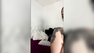 Squirting everywhere while Making my Hot Slave Cum on herself SUPER HOT SHOW! - 15 image