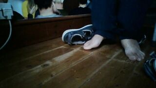 shoeplay in flip flops - 11 image