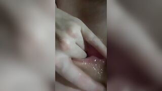FINGERFUCKING MYSELF UNTIL I SQUIRT!! - 14 image