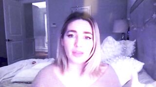 She sells farts in a Jar - 11 image