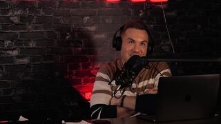 She sells farts in a Jar - 13 image