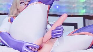 Horny Mount Lady tore her herosuit to make her pussy cum squirt after double penetration with dildos - MHA Anime Cosplay Spooky Boogie - 1 image