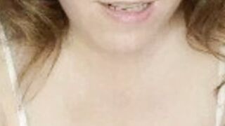 Evita Camila has a big clit - 14 image