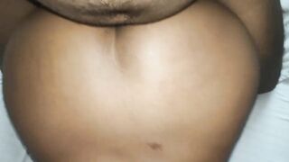 Apni girlfriend ko itna choda ki chut se mut nikal dia - 11 image