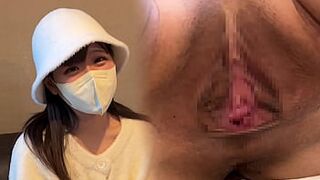 [Private Video]Sex with my girlfriend wrapped in a wrap. Japanese amateur masturbation squirting massage blowjob big breasts creampie couple