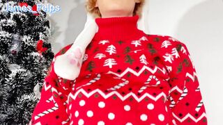 Exchanging Christmas gifts with a dirty slut - 3 image