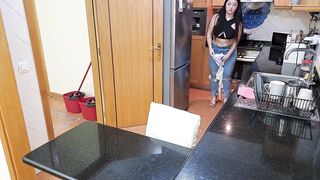 Sexy private chef is seduced with a massage - 2 image