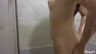 Finger muna bago maligo - 1 image