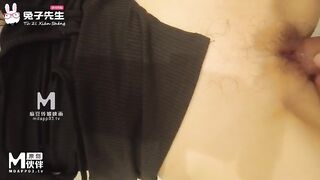 Horny mature wife with hot body cheating with her ex-boyfriend - 11 image