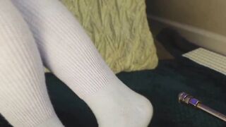 I USE BOTH HANDS TO RIP MY PUSSY SO THAT THE FUCKING MACHINE FUCKS MY UTERUS! - 11 image