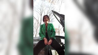 Squirt at parking area public - 5 image