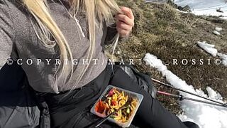 Doggy style in the snow - 1 image