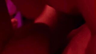 I took my student to suck my wife's pussy and she gave it to him without a condom