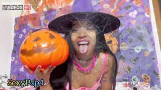 Morena Rabuda plays with her horny penile pumpkin squirts on halloween night - 9 image