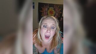 Dirty mommy strips and cums