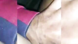 Gemido gostosinho fora o squirt dela