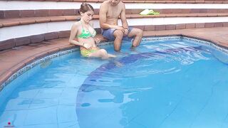 My little stepsister asks me to teach her how to swim and I end up fucking her and cumming in her pussy. - 4 image