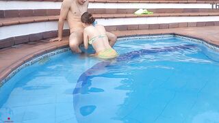 My little stepsister asks me to teach her how to swim and I end up fucking her and cumming in her pussy. - 5 image