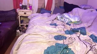 Solo Ebony Teen Masterbates Ends in Orgasm - 6 image