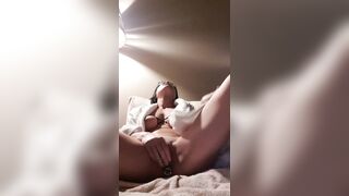 Public orgasm in relaxing room - 3 image