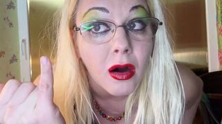 Dilated Pupils and Fuck in the Waiting Room Before Eye Exam - 1 image