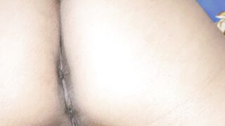 Aishwarya fingering her pussy thursty for sex