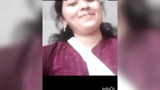 My girlfriend showed everything open on video call