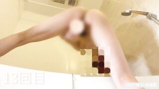 [15 times continuous squirting] When you masturbate with a, it reaches the uterus and 15 barrages of foot jerk mass squirting! - 14 image