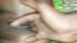 Indian Desi Bhabhi Boudi hot pusst fingering - 6 image