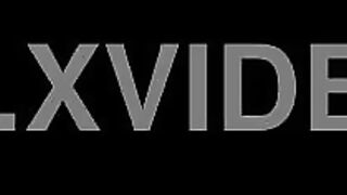 A delicious bath with my cute stepsister and I cum in her mouth. hl - 9 image