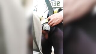 Awek Tudung Blowjob Abang Guard - 7 image