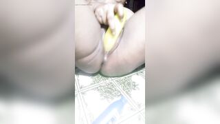 Inexperienceder girl is fucking pussy - 10 image