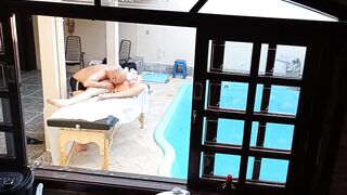 She went to get a massage by the pool and ended up getting a handjob and blowjob - 14 image