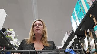 Intense public orgasm from remote controlled vibrator - 7 image