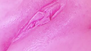 Tight pink pussy fingering orgasm - 6 image