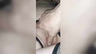 She can't stop cuming - 4 image