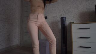 Desperation Pee in Jeans! Wetting Pants - 10 image