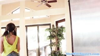 Outdoor squirting action with asian babe