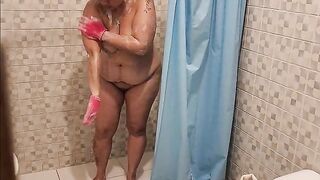 I FIND MY FRIEND IN THE SHOWER