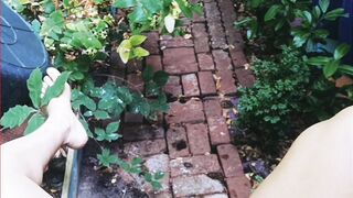 Sarah Fonteyna waterig in FapHouse studios - 1 image