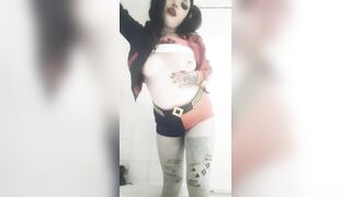 Peeing in Harley Quinn Cosplay! - 7 image