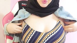 I undressed my neighbor on camera - 2 image