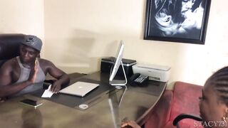 Mature pornstar gets her pussy drilled & squirts all over in POV closeup