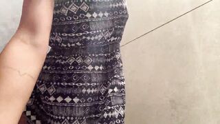 Larajuicy's public changing room plug play ends with epic squirt clean-up fails - 1 image