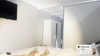 Sneaky babe spills the beans on her squirting secret - 4 image