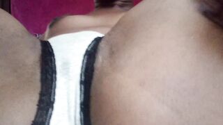 Easter weekend brings a special squirt for experienced mom on masturbation