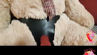 She has a Diamond in her Ass ...