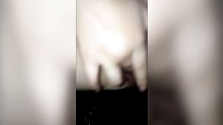 Nilaro ang pekpek nilabasan ng madami - 4 image