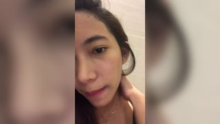 Cewek Cantik Binal Sange Bikin Video Buat Pacar - 1 image